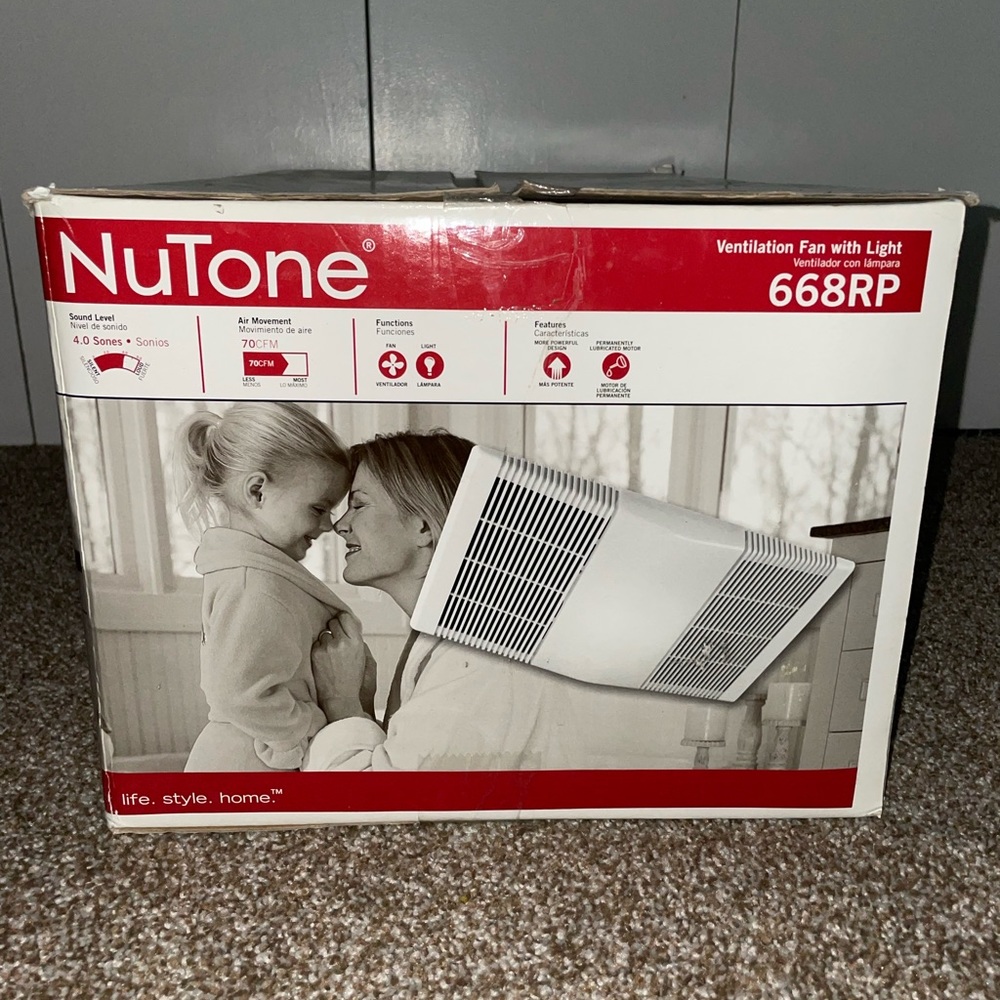 NuTone Ventilation Fan with Light